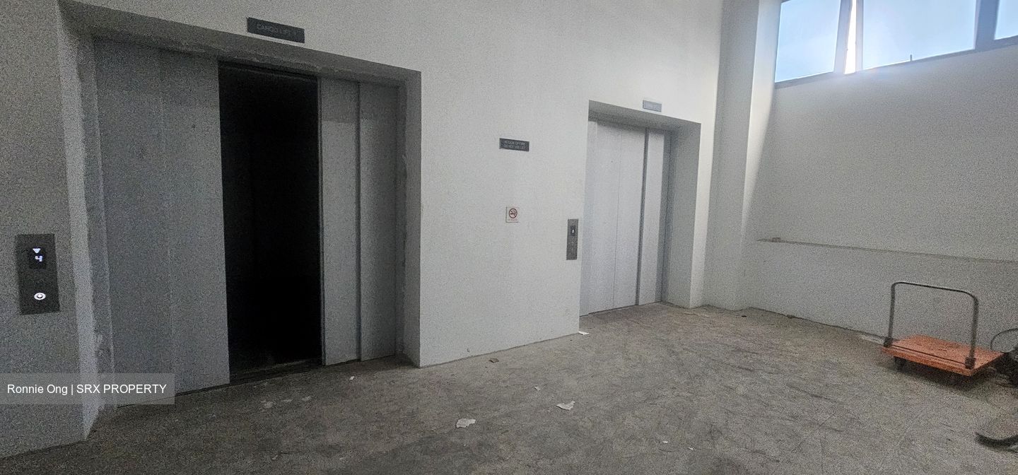 Jalan Papan (D22), Factory #636351711
